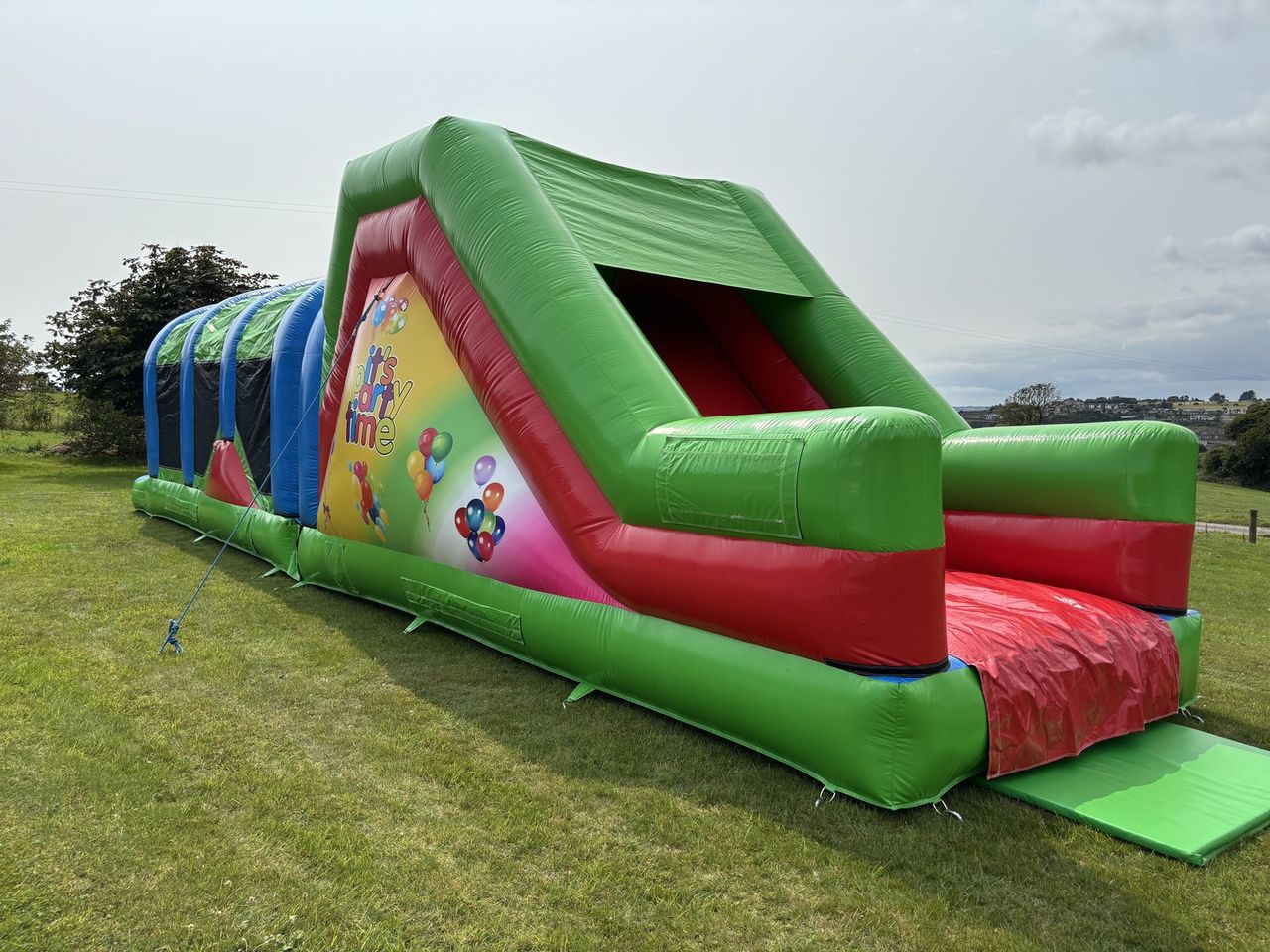 42ft Party Time Fun Run With 8ft Slide