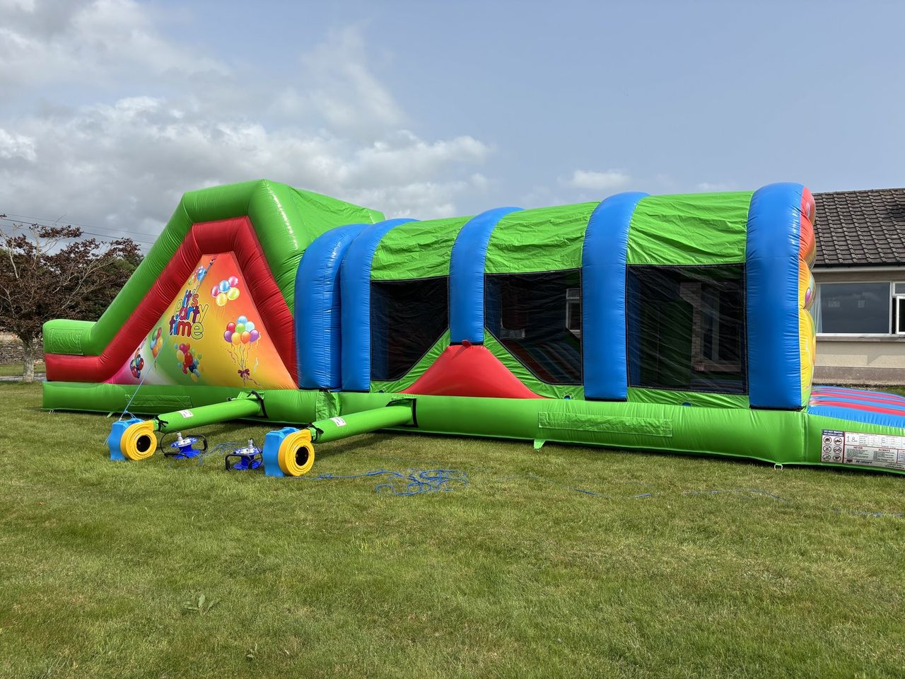 42ft Party Time Fun Run With 8ft Slide photo 2